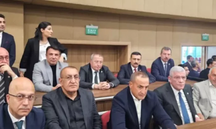 Ülkü Ocakları’ndan Sinan Ateş davasına katılan muhalefete olay gönderme!.