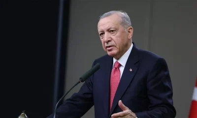 Emeklilere 2 bin 500 liracık zam yapan sevgili Reisimiz hayat pahalılığının farkındaymış!.