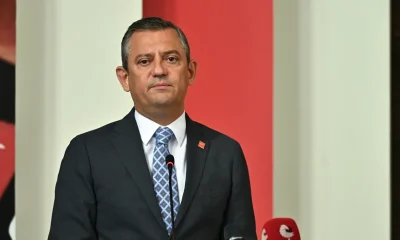 CHP Lideri Özgür Özel’in ayağı kırıldı!.
