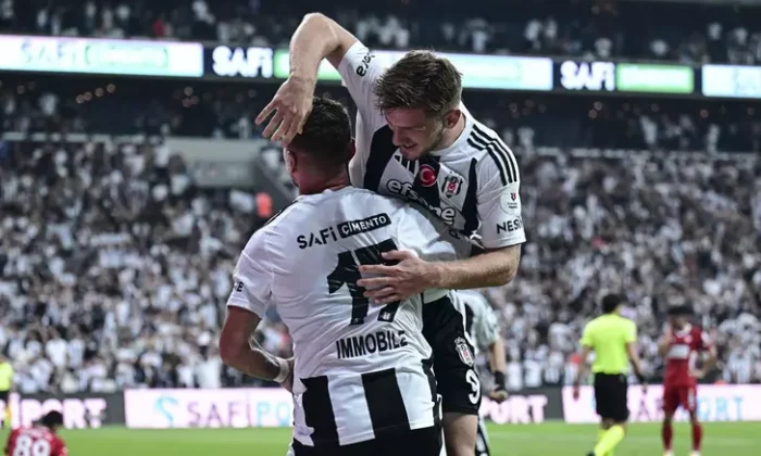 Beşiktaş liderlik koltuğuna oturdu..