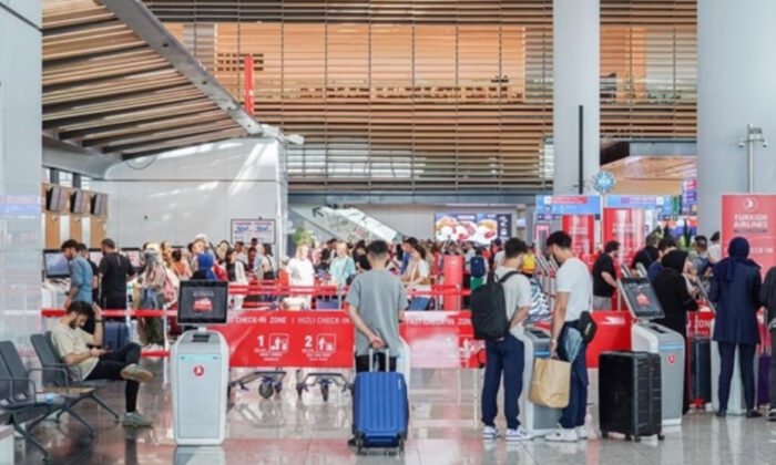 Havalimanlarında Maymun Çiçeği Virüsü alarmı!.