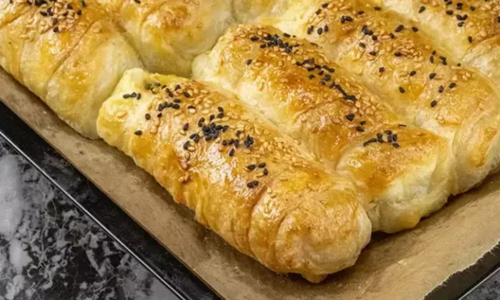 Meşhur Sarıyer Börekçisi ürünlerinde kıyma yerine tavuk taşlığı kullanmış!.