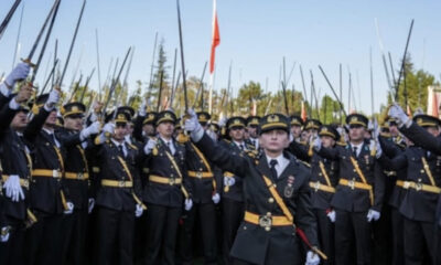 Kılıç çeken teğmenler Yüksek Disiplin Kurulu’na sevk edildi!.