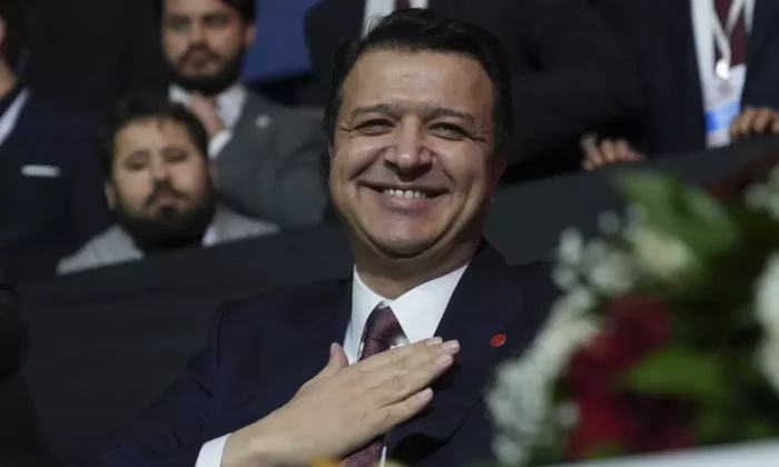 Saadet Partisi’nin yeni genel başkanı belli oldu..