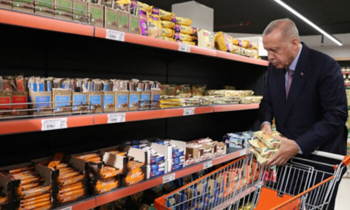 Erdoğan’ın yaptığı alışveriş 1 yılda 78 zamlandı ama maaşlara yüzde 25 zam!.