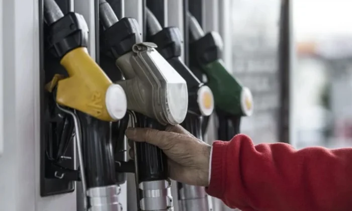 Benzine yine yeni yediden zam!.