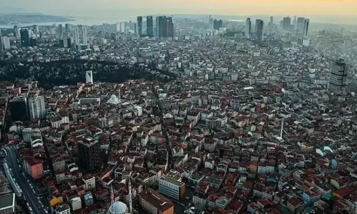 Uzmanlardan peş peşe İstanbul için şiddetli deprem uyarısı!.