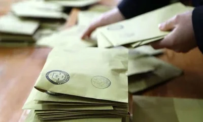 Halkı açlığa mahkûm eden Akp ve Mhp kan kaybetmeye devam ediyor!.