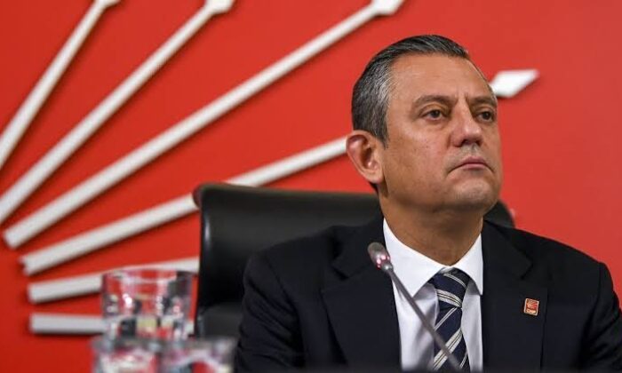 CHP Lideri Özel: Cumhurbaşkanı adayımızı erken açıklayacağız..