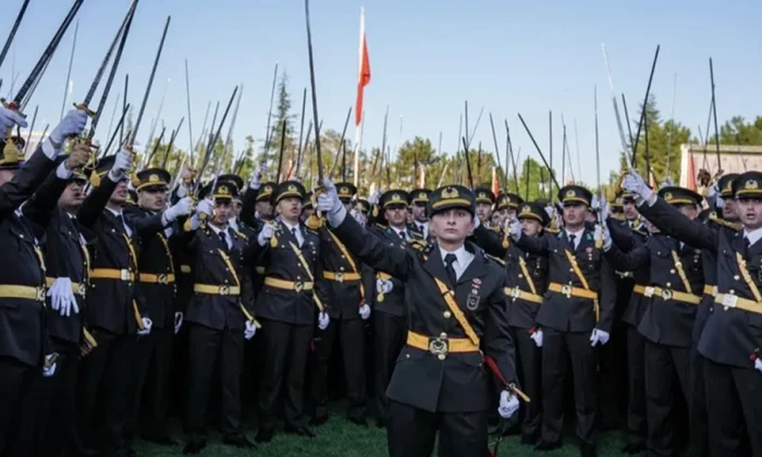 Kılıç çeken teğmenler için karar günü!.