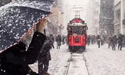 AKOM’dan İstanbullular için yoğun kar ve şiddetli fırtına uyarısı!.