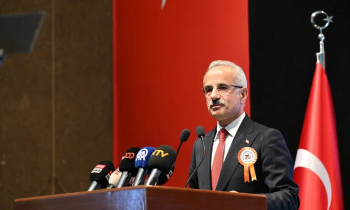 Ulaştırma Bakanlığı: Mega projeler büyük depremlere hazır..