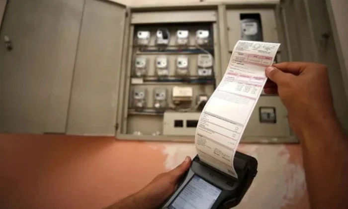 AK Parti’nin yaptığı elektrik zammı T.H.H. tarafından iptal edildi!.