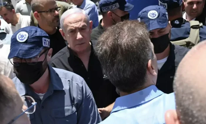 Gelen tepkiler üzerine saklandığı delikten çıkmak zorunda kaldı!.