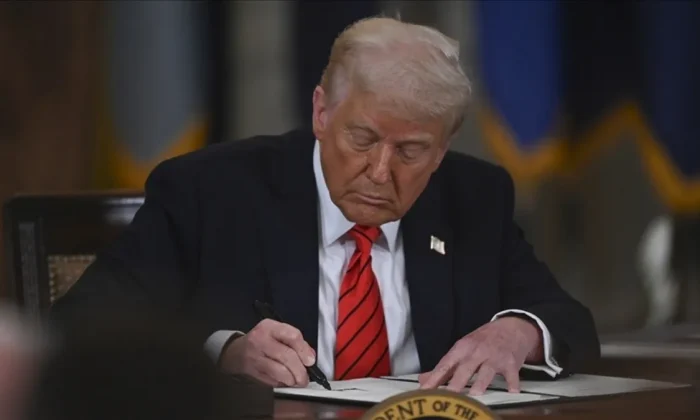 Trump Suriye’ye olan yaptırımları resmen kaldırdı..