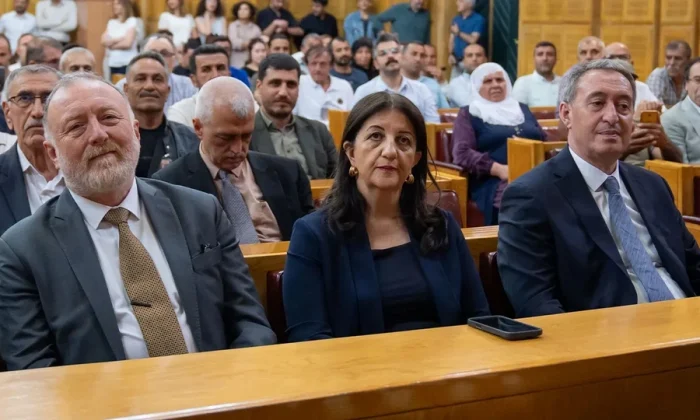 DEM Parti PKK’nın ne zaman silah bırakacağını açıkladı..