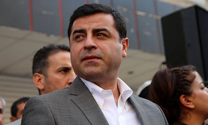 Avukatı Selahattin Demirtaş’ın önümüzdeki ay tahliye edilebileceğini açıkladı..
