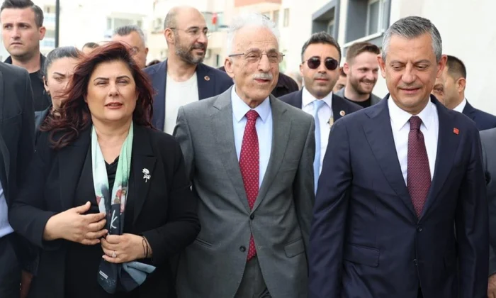 Aydın Büyükşehir Belediye başkanı Özlem Çerçioğlu ak Parti’ye katılmak için CHP’den istifa etti!.