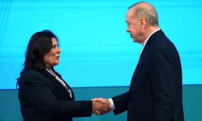 Özlem Çerçioğlu AK Parti‘ye resmen katıldı..
