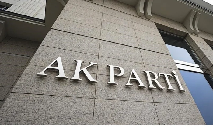 Peş peşe gelen istifalar ile ilgili AK Parti’den açıklama..