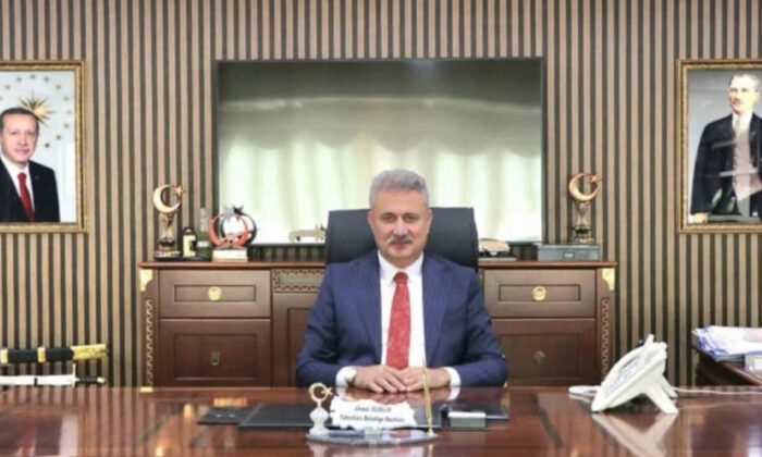 AK Partili başkan rüşvet ve yolsuzluktan tutuklandı!.