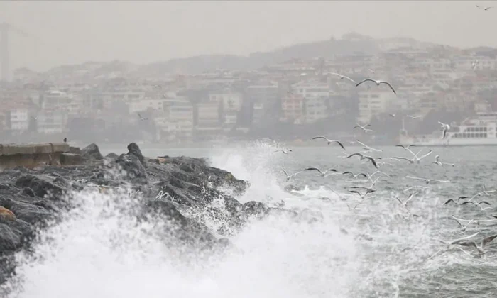 Valilikten İstanbul için fırtına ve yağış uyarısı!.