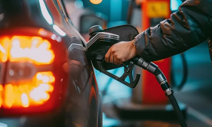 Açığı kapatmak için yine akaryakıt zammına yaslandılar!.