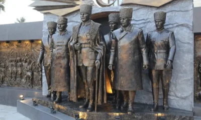 Yönettikleri belediyeleri b.k götürürken CHP heykel derdinde!.