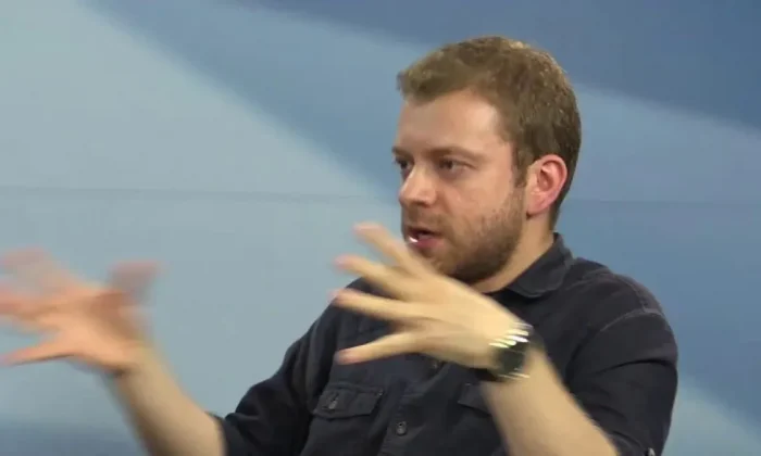 Darbe aşığı akademisyen bozuntusu tutuklandı!.