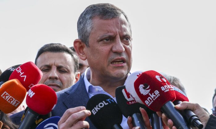 Sözde Genel Başkan Özgür Özel yine icazet almaya Silivri’ye gitti!.