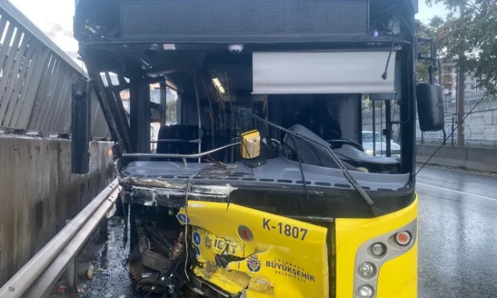 Kafayı çekip direksiyona geçen İETT şoförü bariyerlere saplandı!.