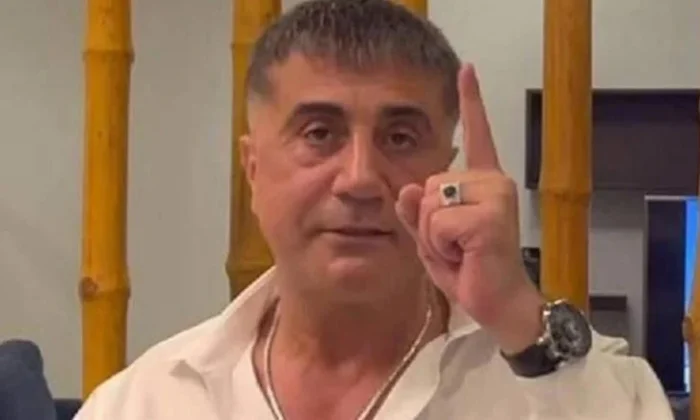 Ülke de asayişi Sedat peker sağlıyor..