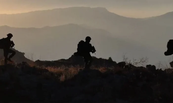 İki askerin susuzluktan şehit olduğu skandal ile ilgili 4 kişi ordudan atıldı!.