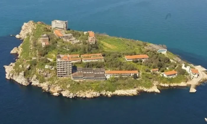 Heyet ilk İmralı ziyaretini gerçekleştirdi..