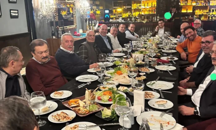Derin Devlet yemek ziyafetinde bir araya geldi..
