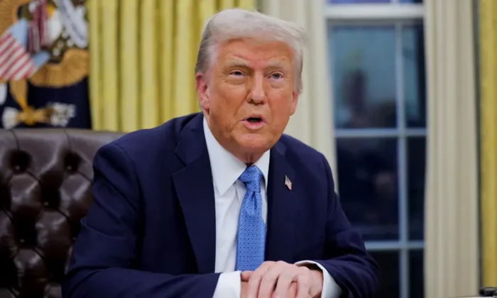 ABD Başkanı Trump Somalililere yaptığı ırkçılıkla şerefsizliğin dibine vurdu!.