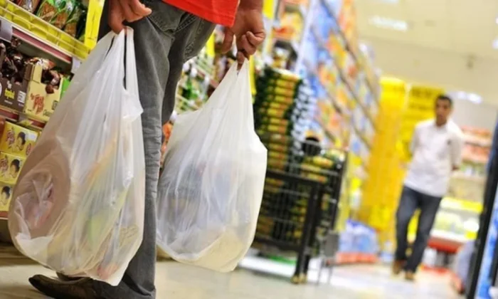 Market poşetleri 1 TL oldu..