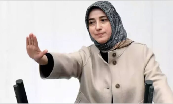 AK Partili Özlem Zengin’i durdurabilene aşkolsun!.