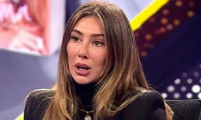 Türkiye’ye dönen Şeyma Subaşı havalimanında gözaltına aldındı..