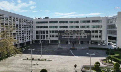 CHP’li belediyeye düzenlenen Al Rüşveti-Ver Ruhsatı operasyonunda 14 gözaltı!.