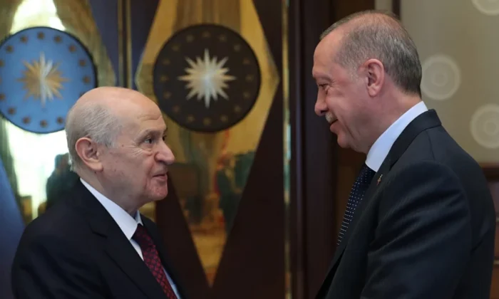 MHP Lideri Bahçeli’den Cumhurbaşkanı Erdoğan’a “Kudüs’ü Fethedin” önerisi..