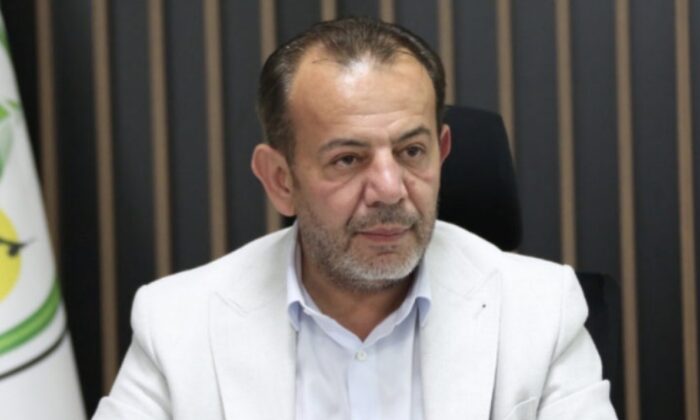 CHP’li Tanju Özcan gözaltına alındı..