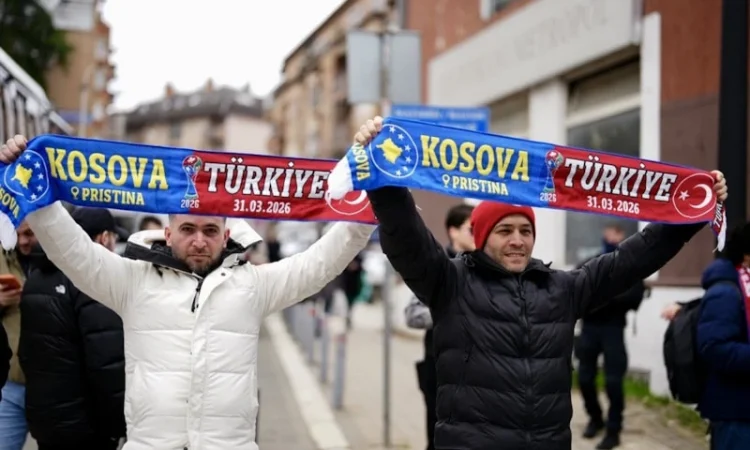Heyecanla beklenen Türkiye Kosova maçı saat 21:45 de başlıyor..