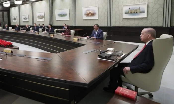 Kabine Orta Doğu’daki savaş gündemi ile toplanıyor..