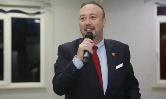 Başkanın pavyonunda çalışan elemanları maaşlarını Uşak belediyesinden almışlar!.