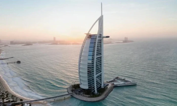 İran’ın saldırıları sonucu Burj Al Arab kapanıyor!.
