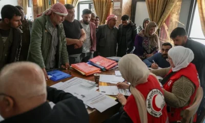 Suriye’de Kürtlere kimlikleri verilmeye başlandı..