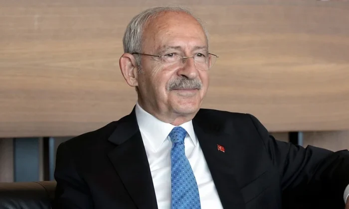Kılıçdaroğlu’nun dönüş kararı sonrası Özgür Özel “Eski Genel Başkan” oldu..