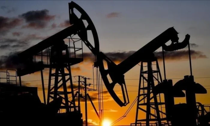 Brend petrol savaştan önceki seviyenin altına düştü fiyatlar halâ düşmedi!.