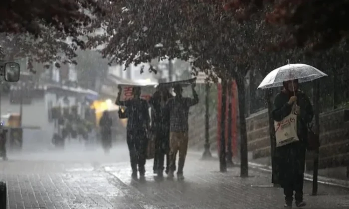 İstanbul için kuvvetli sağanak yağış uyarısı!.